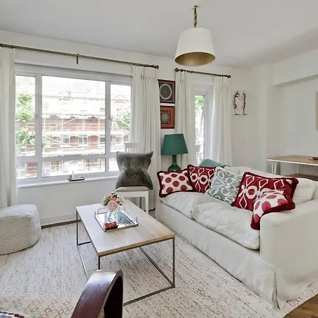 Appartement Elegant 3 Bed Flat Earls Court